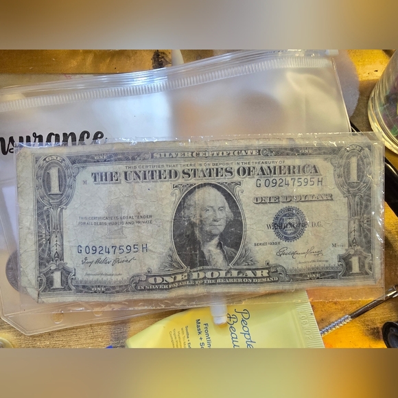 1935 series E silver certificate 1$ error bill - Picture 2 of 16